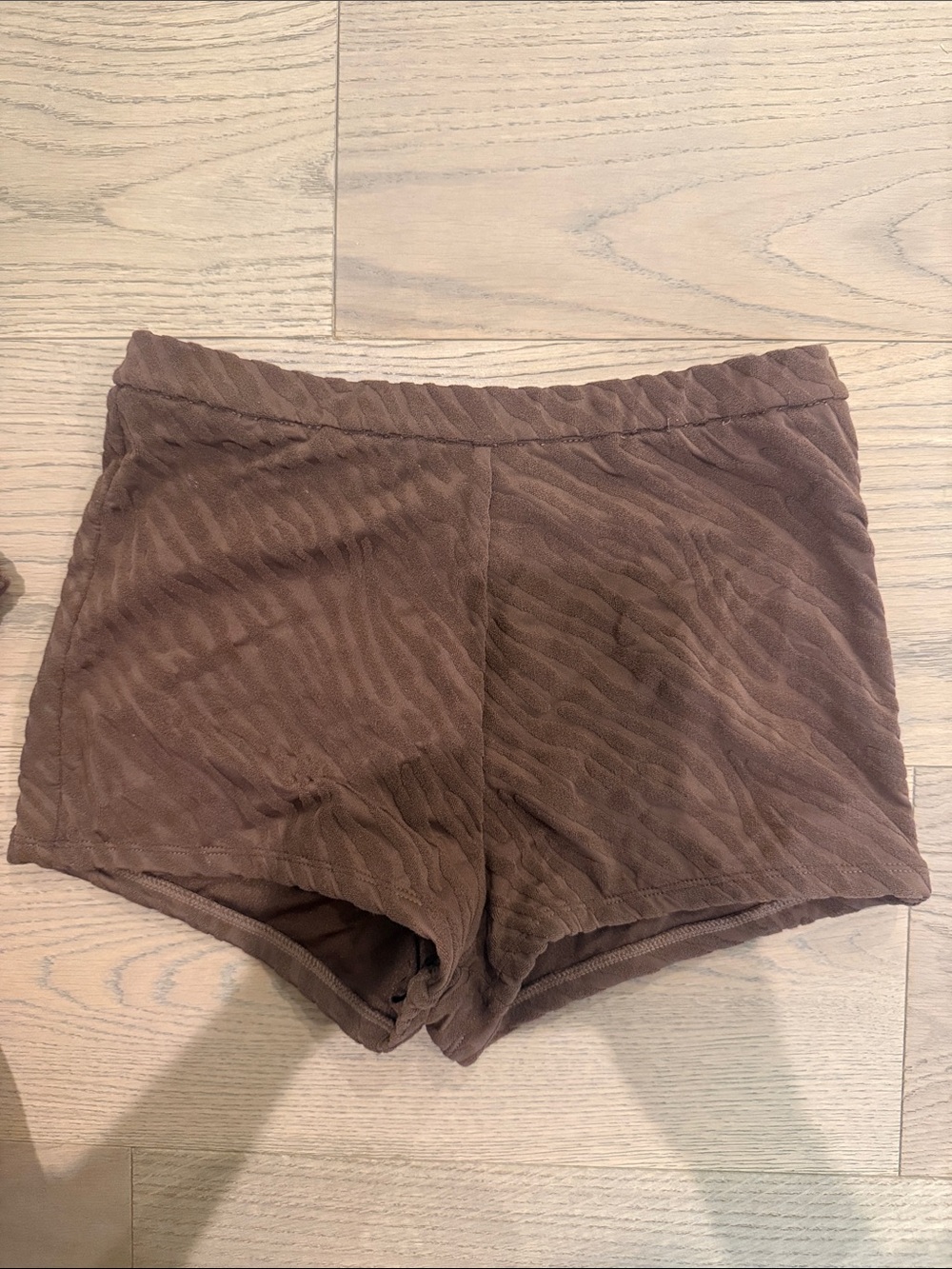 Triangl Women's Brown Ribbed Stretch Lounge Shorts